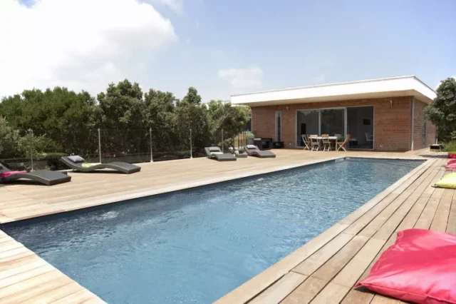 idee per la casa per piscina: piscina coperta
