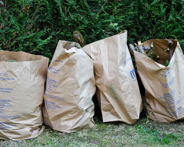 sacchi per i rifiuti del giardino